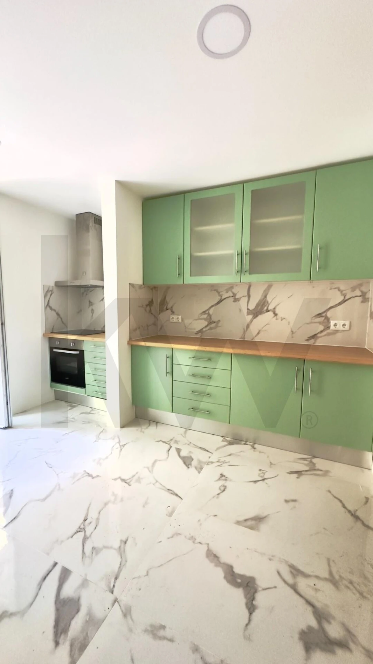 Apartamento T2 para Arrendamento em Santo Antonio dos Olivais Foto 20