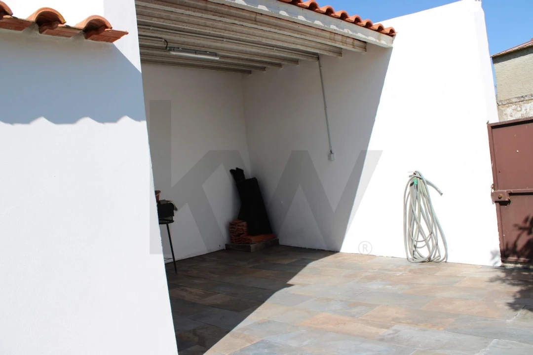 Moradia T2 para Venda em Aguiar Foto 28