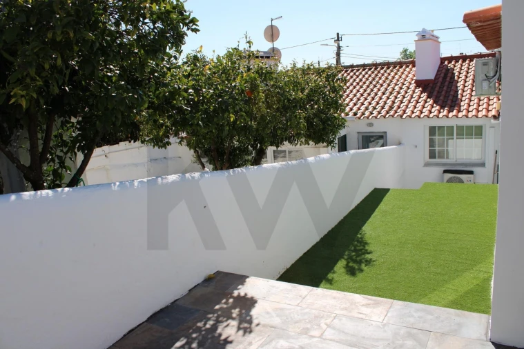 Moradia T2 para Venda em Aguiar Foto 29