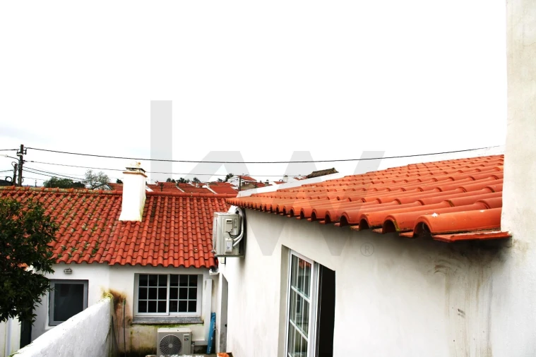 Moradia T2 para Venda em Aguiar Foto 12