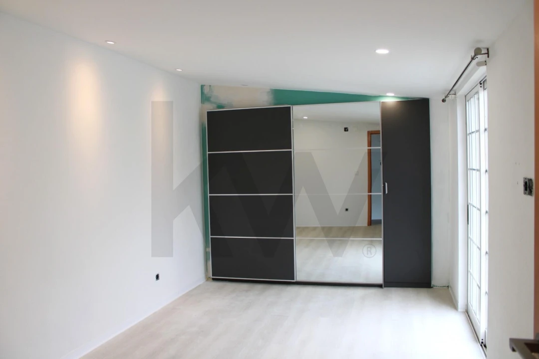 Moradia T2 para Venda em Aguiar Foto 10