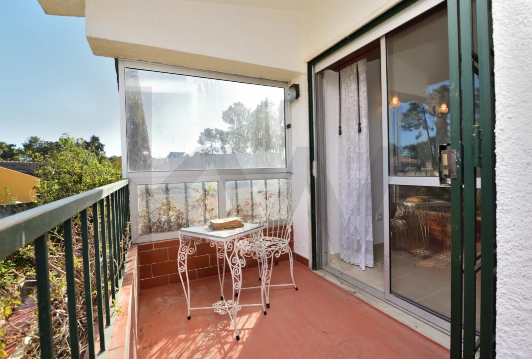 Moradia T4 para Venda em Corroios Foto 42