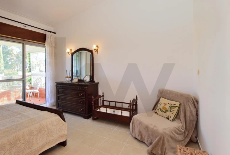 Moradia T4 para Venda em Corroios Foto 41