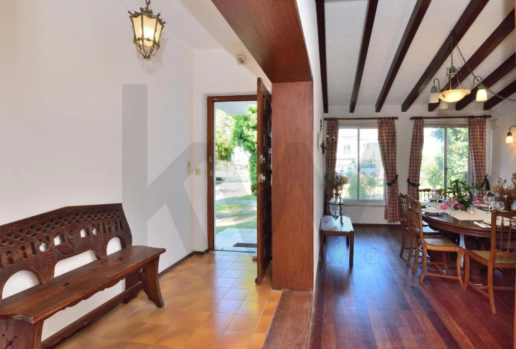 Moradia T4 para Venda em Corroios Foto 3