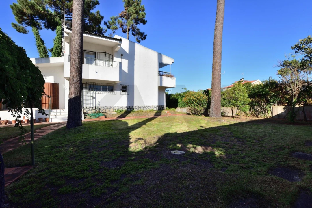 Moradia T4 para Venda em Corroios Foto 45