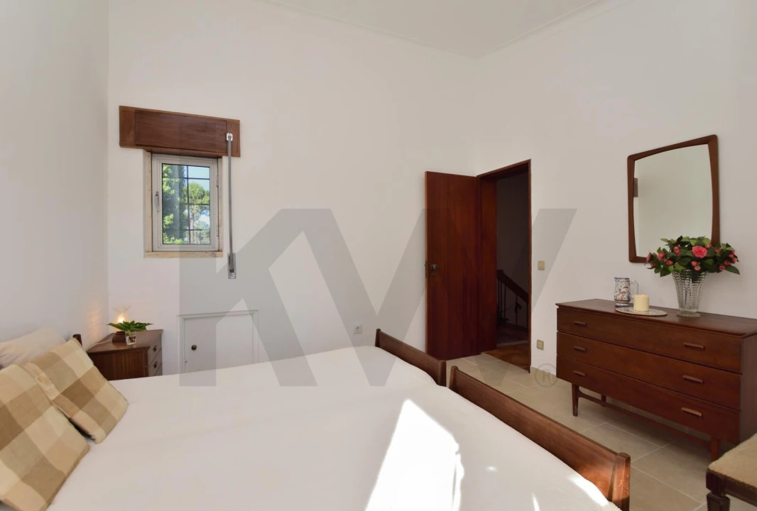 Moradia T4 para Venda em Corroios Foto 36