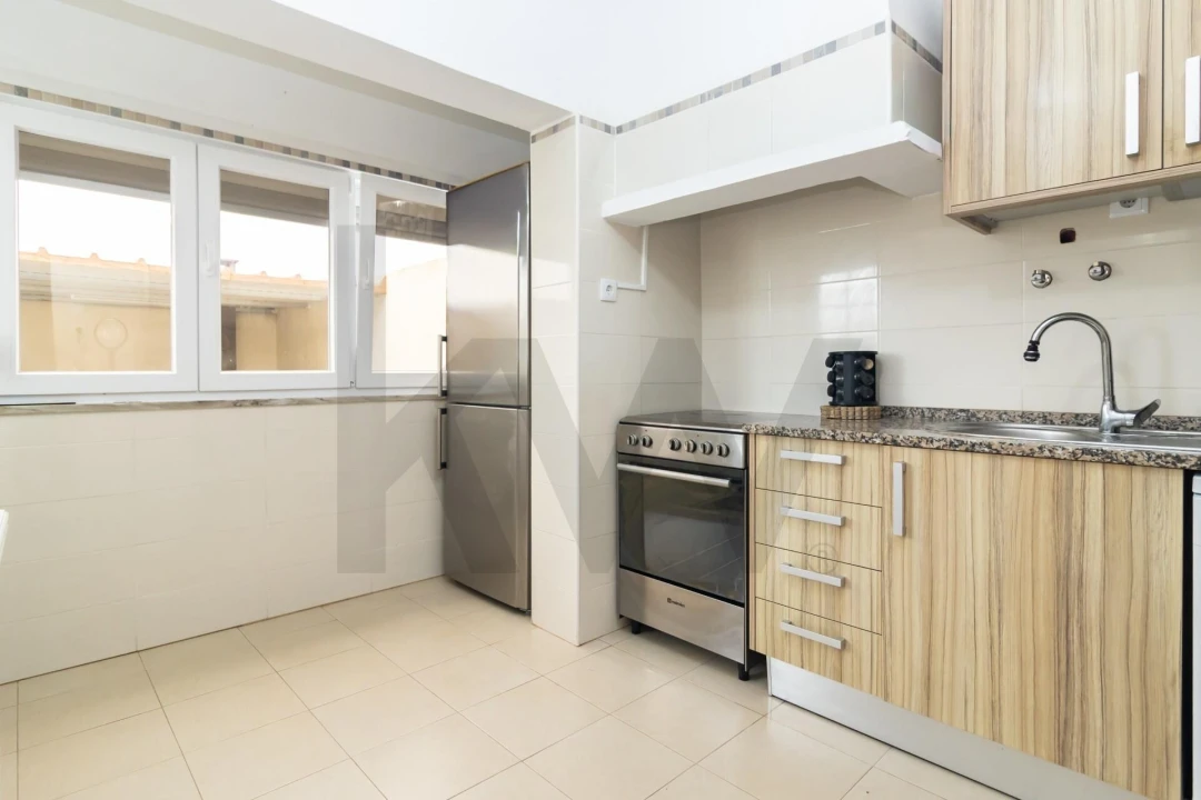 Moradia T2 para Venda em Gaio-Rosário e Sarilhos Pequenos Foto 1