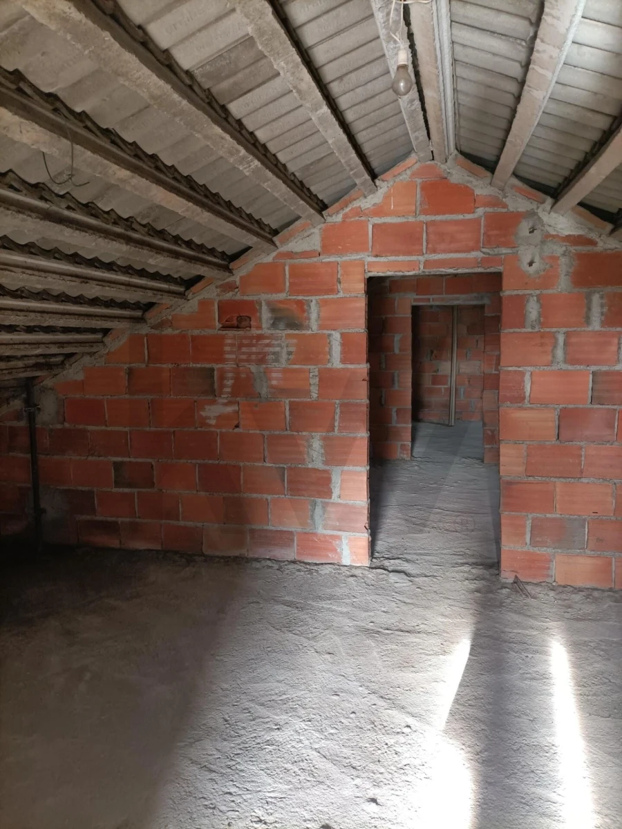 Moradia T3 para Venda em Moita Foto 43