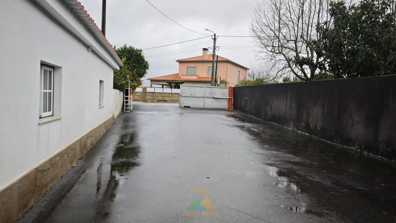 Negócio para Arrendamento em Vitorino das Donas Foto 2