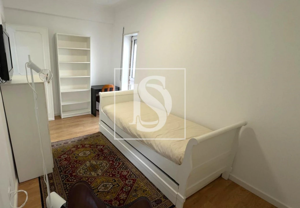 Apartamento T2 para Arrendamento em Lumiar Foto 12