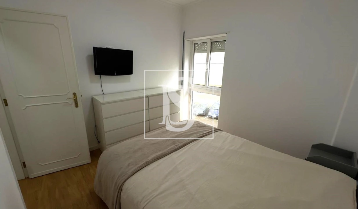 Apartamento T2 para Arrendamento em Lumiar Foto 8