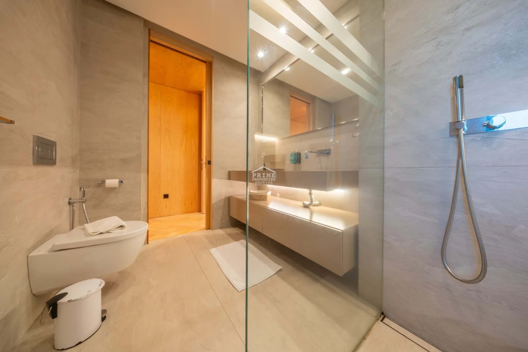 Moradia T4 para Venda em São Martinho Foto 20