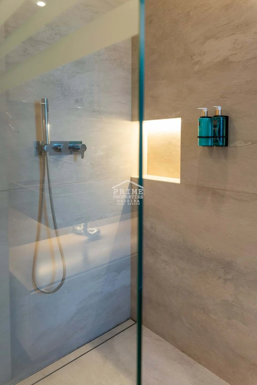 Moradia T4 para Venda em São Martinho Foto 43