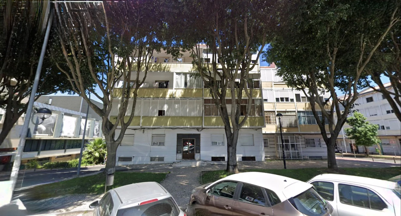 Apartamento T1 para Venda em Águas Livres Foto 10