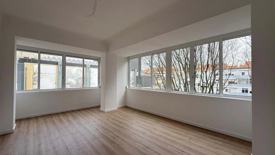 Apartamento T1 para Venda em Águas Livres Foto 2