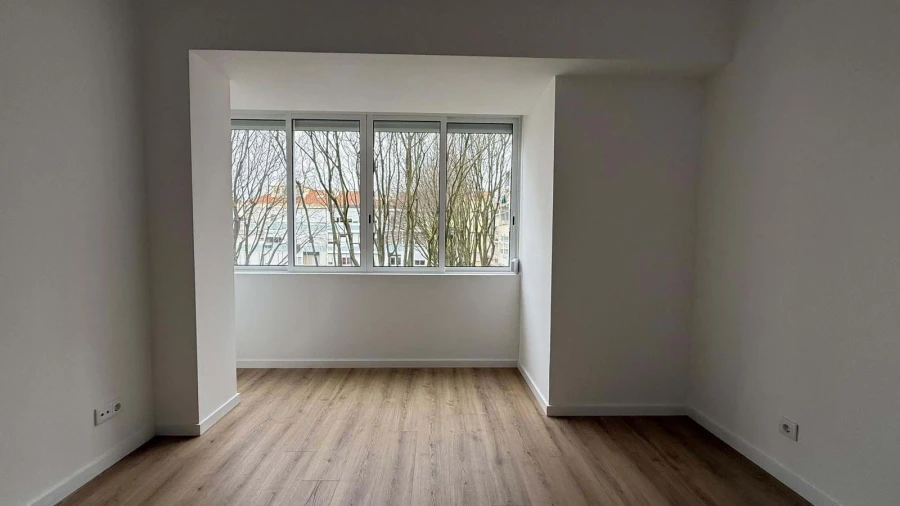 Apartamento T1 para Venda em Águas Livres Foto 4