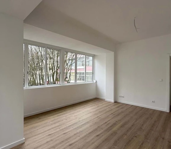 Apartamento T1 para Venda em Águas Livres Foto 3