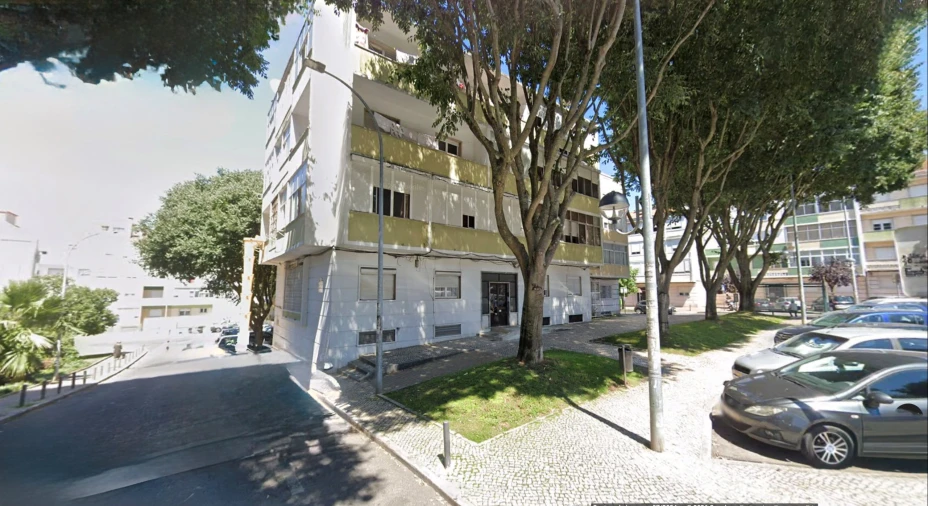 Apartamento T1 para Venda em Águas Livres