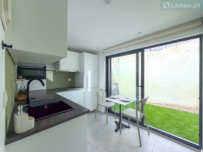 Apartamento T1 para Venda em Almada, Cova da Piedade, Pragal e Cacilhas Foto 1