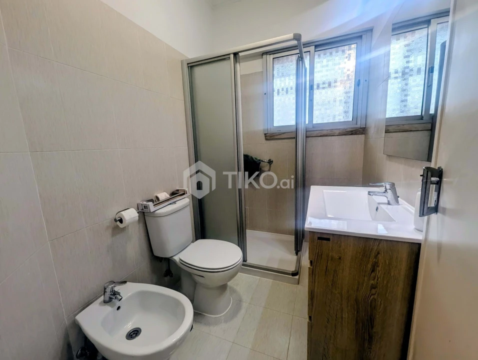 Apartamento T3 para Venda em Águas Livres Foto 12