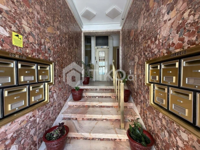 Apartamento T3 para Venda em Águas Livres Foto 26