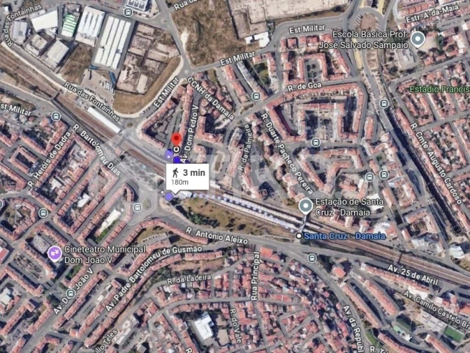 Apartamento T3 para Venda em Águas Livres Foto 32