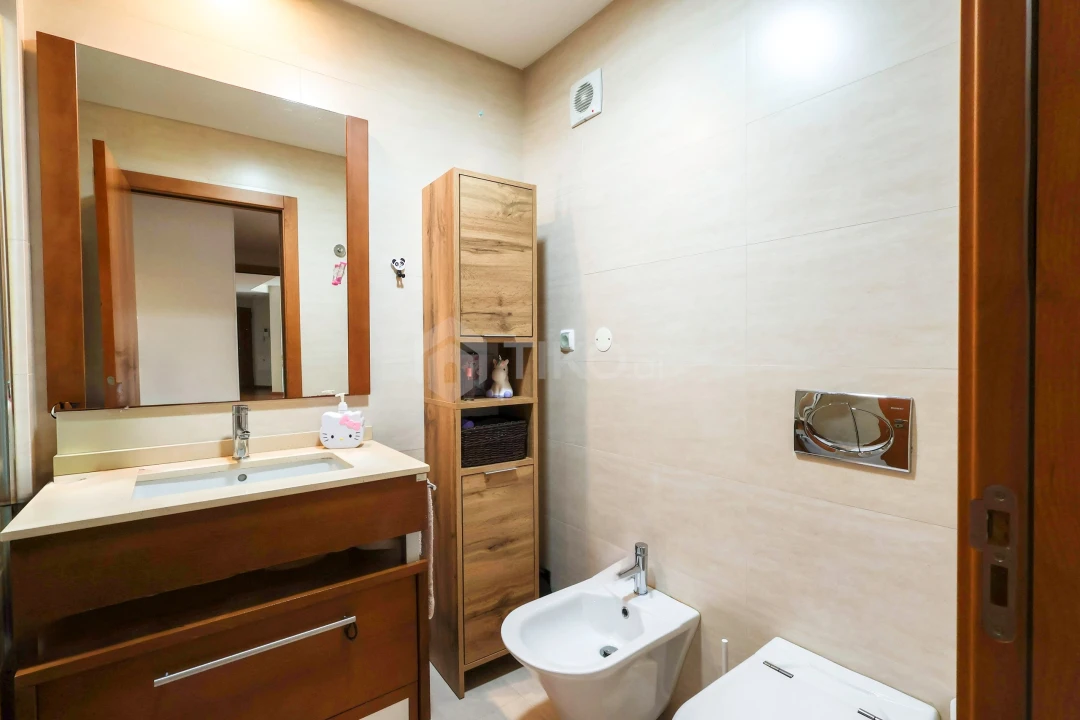 Apartamento T3 para Venda em Ramada e Caneças Foto 13