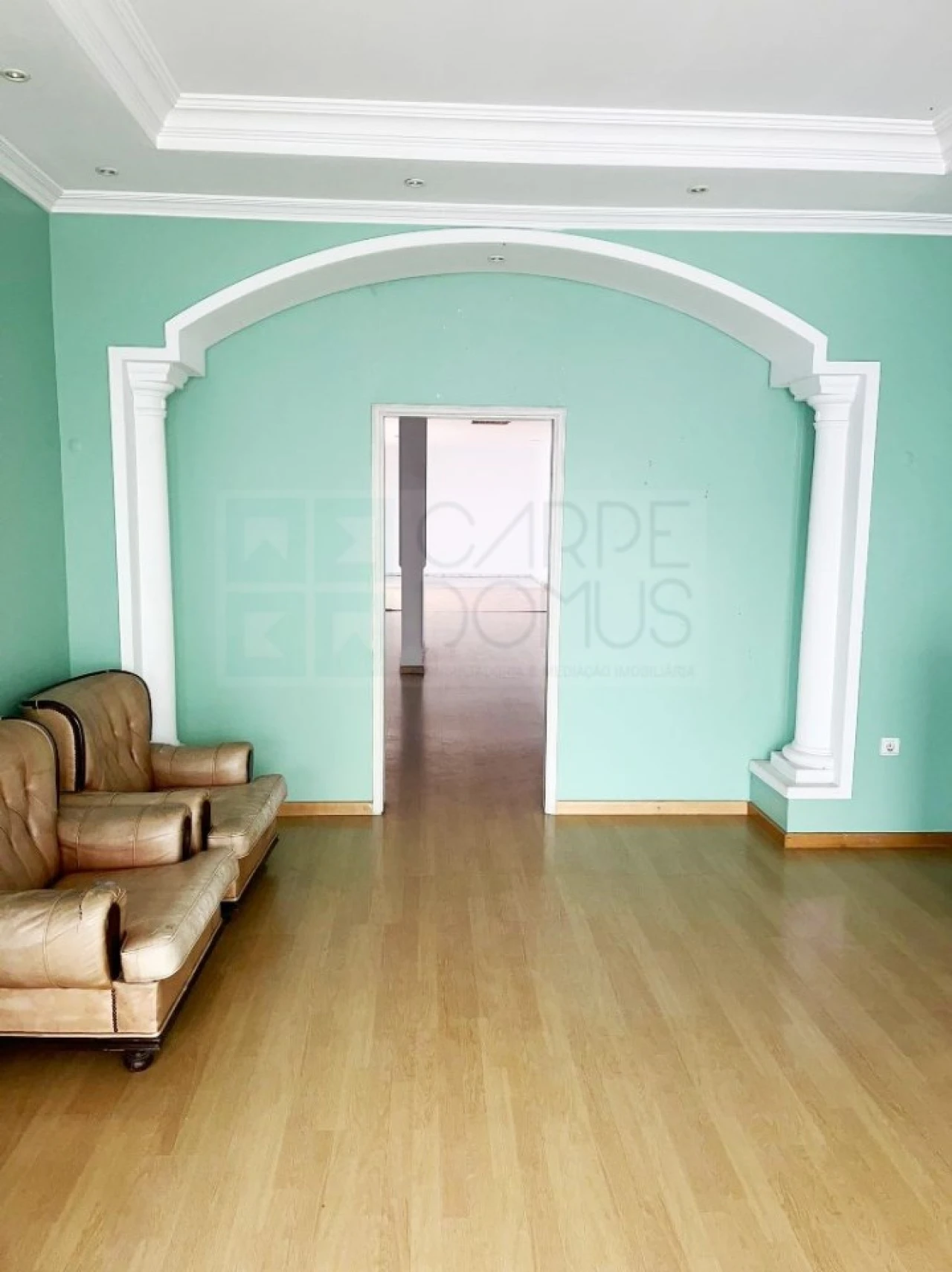 Loja para Arrendamento em Faro (Sé e São Pedro) Foto 9