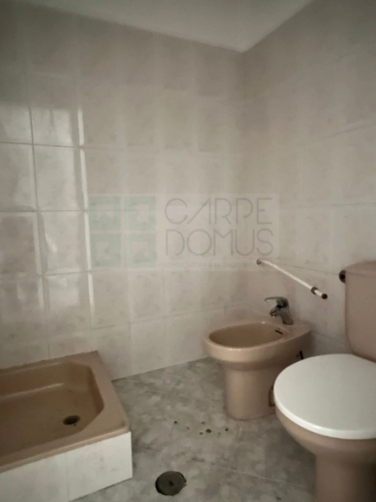 Loja para Arrendamento em Faro (Sé e São Pedro) Foto 21