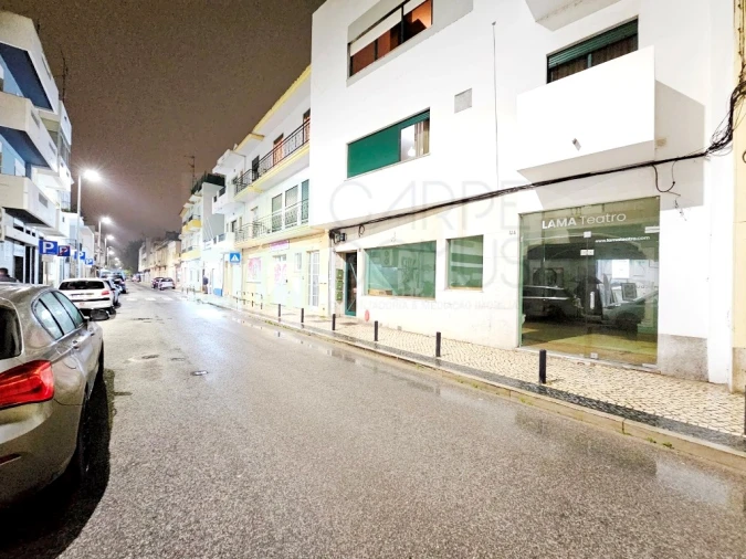 Loja para Arrendamento em Faro (Sé e São Pedro) Foto 19