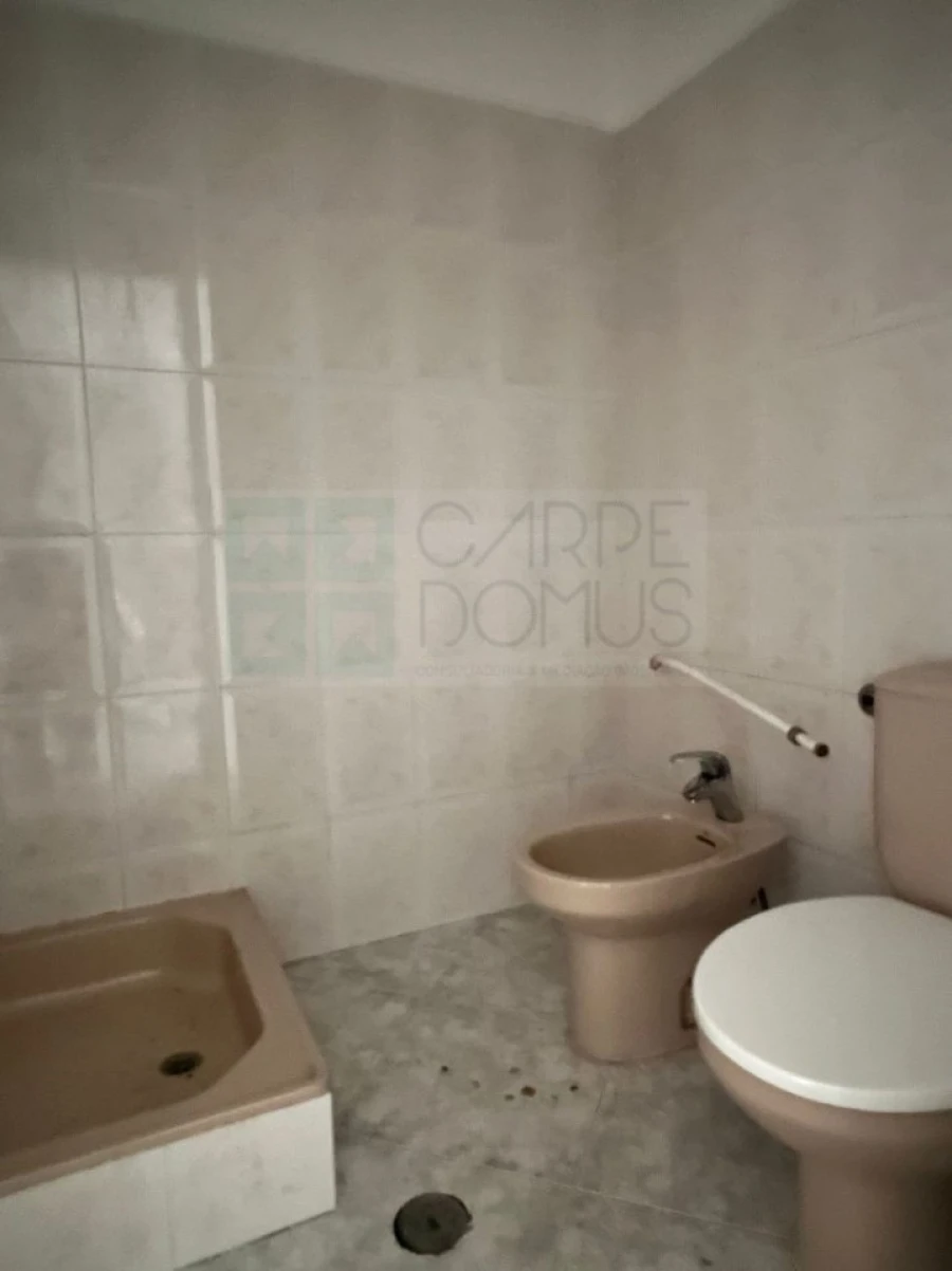 Loja para Arrendamento em Faro (Sé e São Pedro) Foto 21