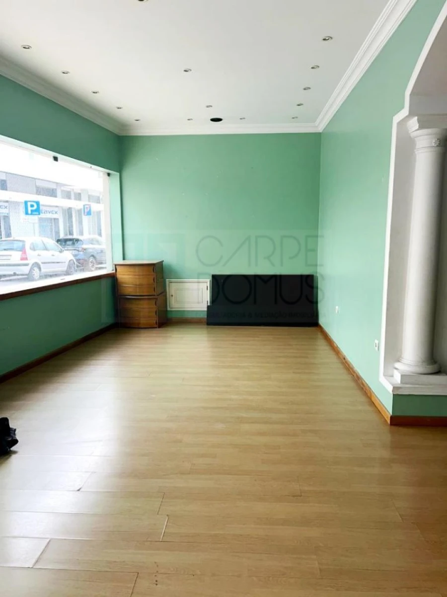 Loja para Arrendamento em Faro (Sé e São Pedro) Foto 34