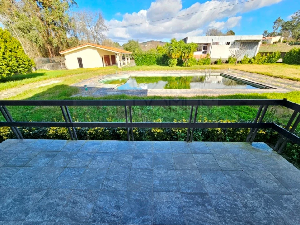 Moradia T5 para Venda em Ruivães e Novais Foto 34