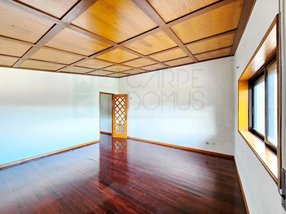 Moradia T5 para Venda em Ruivães e Novais Foto 19