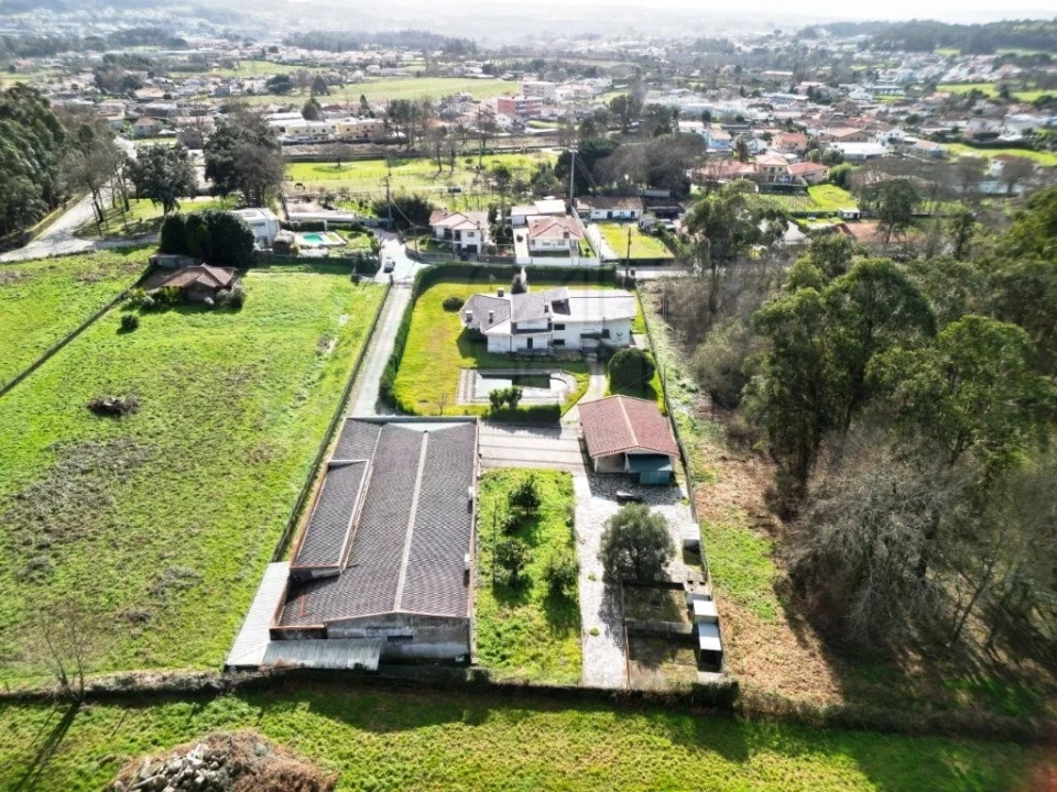 Moradia T5 para Venda em Ruivães e Novais Foto 59