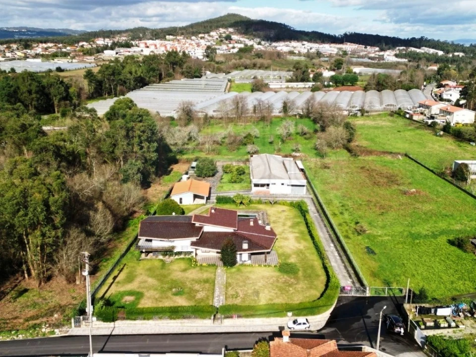 Moradia T5 para Venda em Ruivães e Novais Foto 61