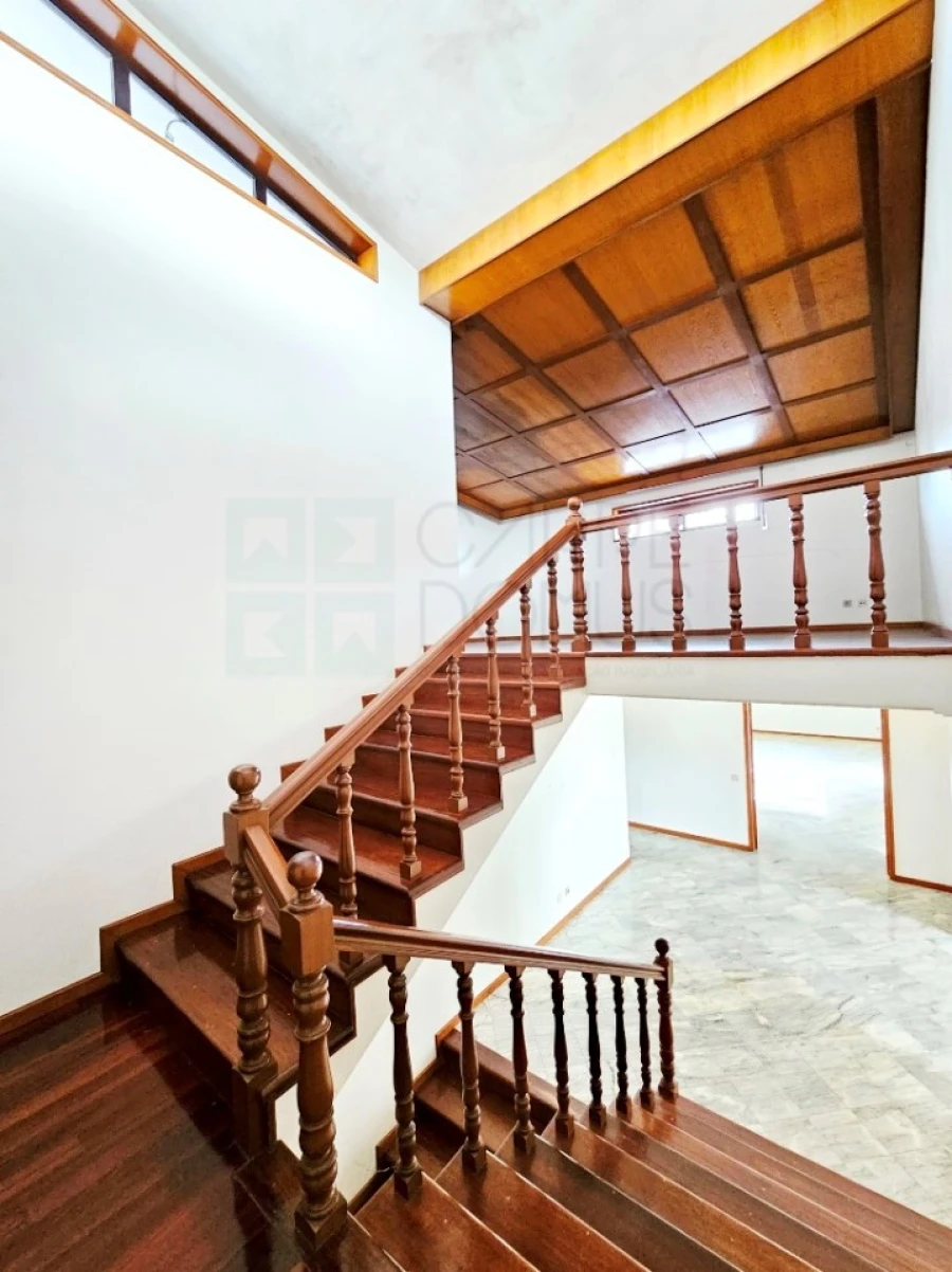 Moradia T5 para Venda em Ruivães e Novais Foto 17