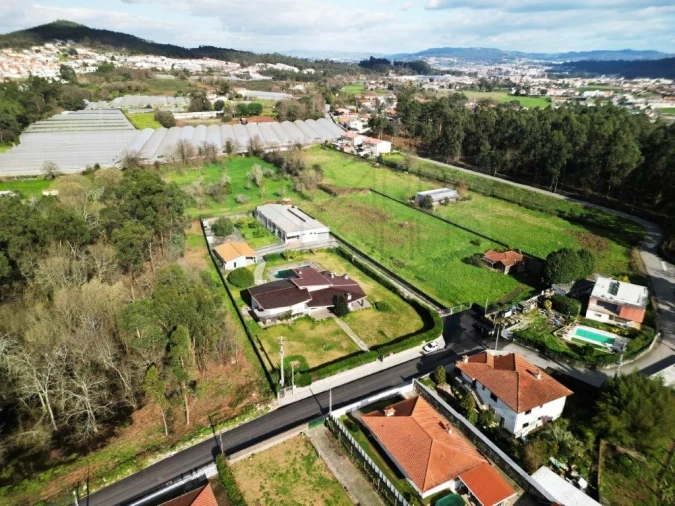 Moradia T5 para Venda em Ruivães e Novais Foto 60