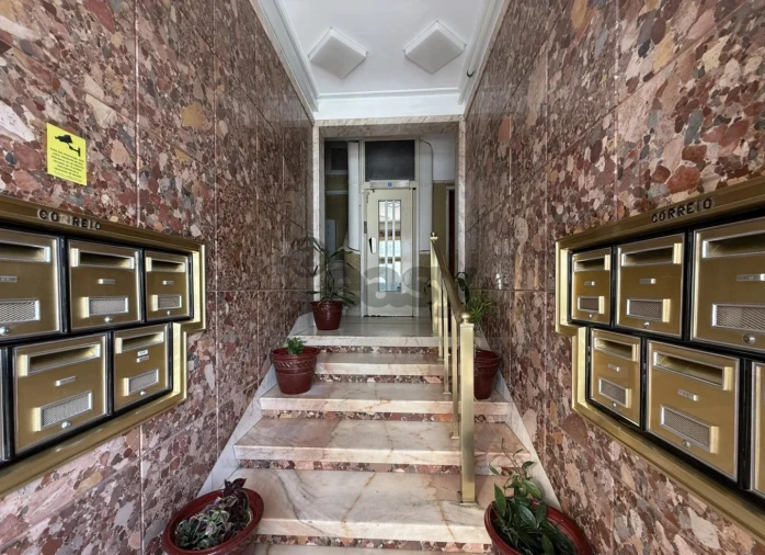 Apartamento T3 para Venda em Águas Livres Foto 27