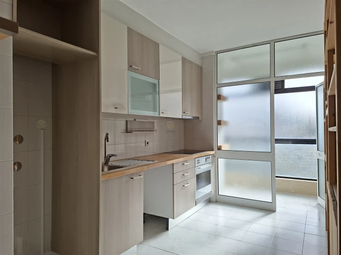 Apartamento T2 para Venda em Mafamude e Vilar do Paraíso Foto 8