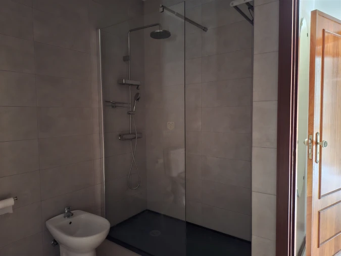 Apartamento T2 para Venda em Mafamude e Vilar do Paraíso Foto 18