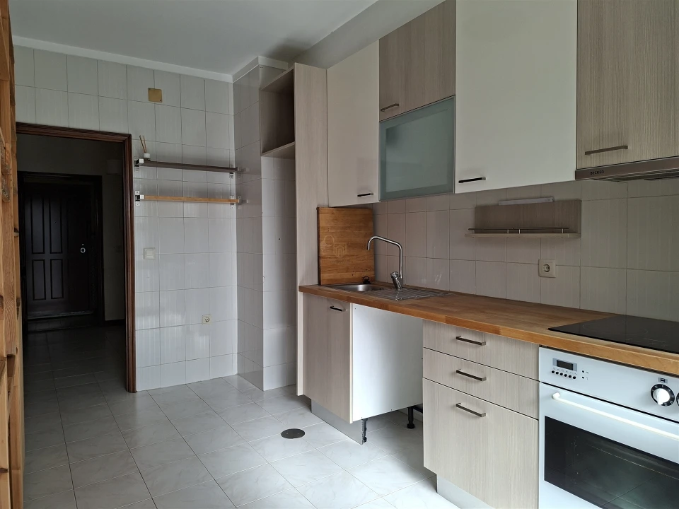 Apartamento T2 para Venda em Mafamude e Vilar do Paraíso Foto 9