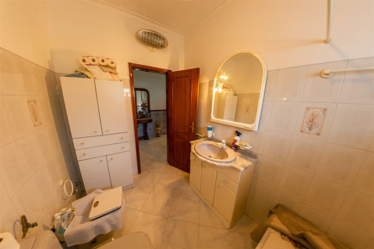 Moradia T6 para Venda em Louriçal do Campo Foto 22