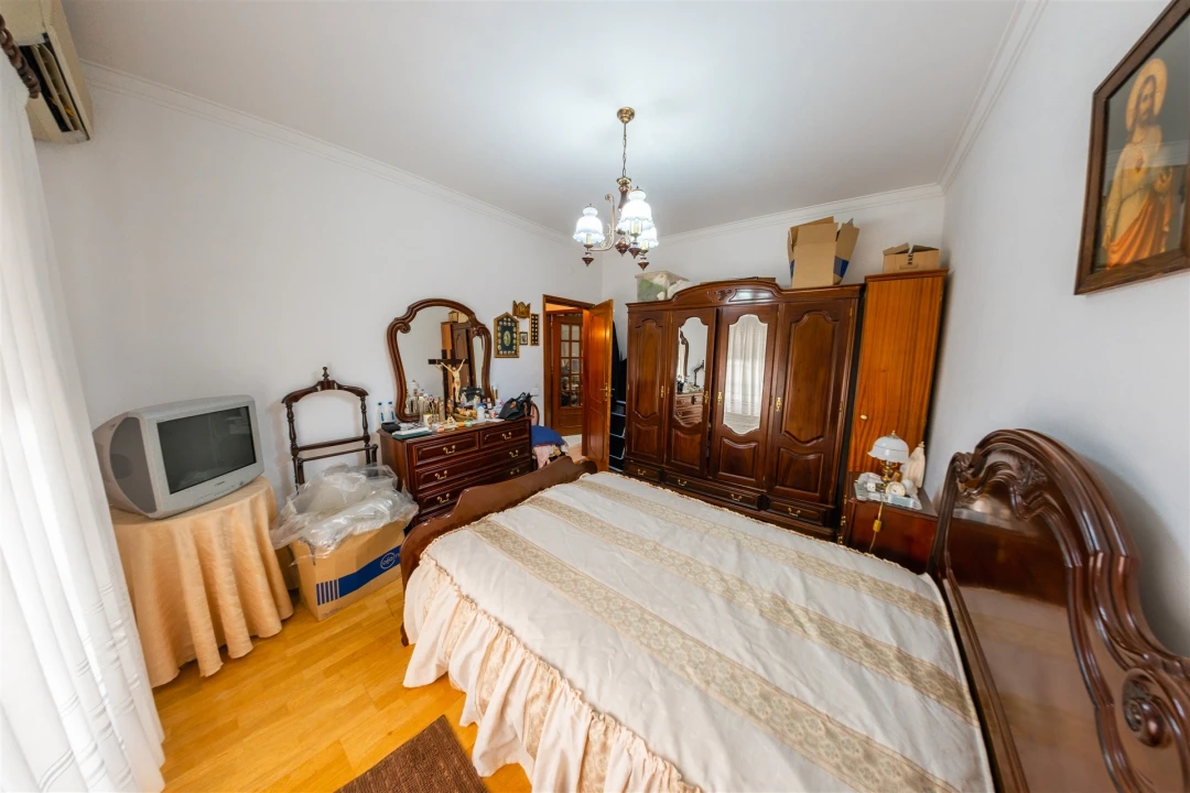 Moradia T6 para Venda em Louriçal do Campo Foto 12