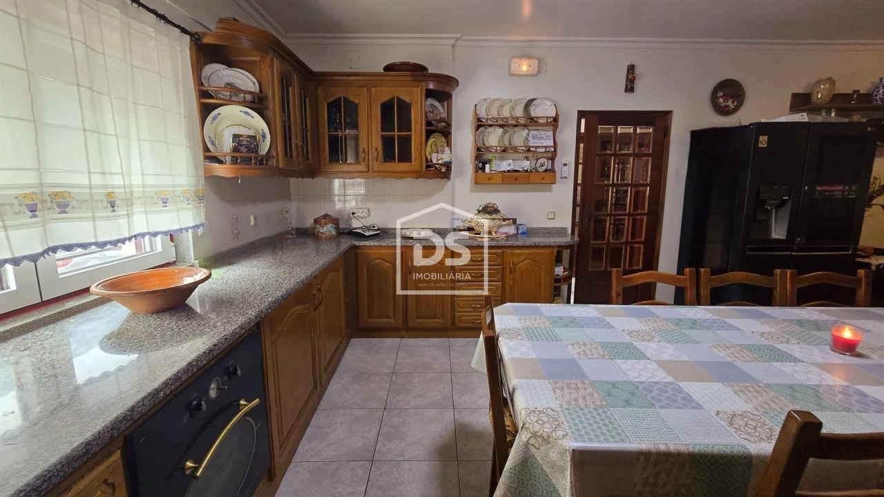 Moradia T5 para Venda em Sabugal e Aldeia de Santo António Foto 17