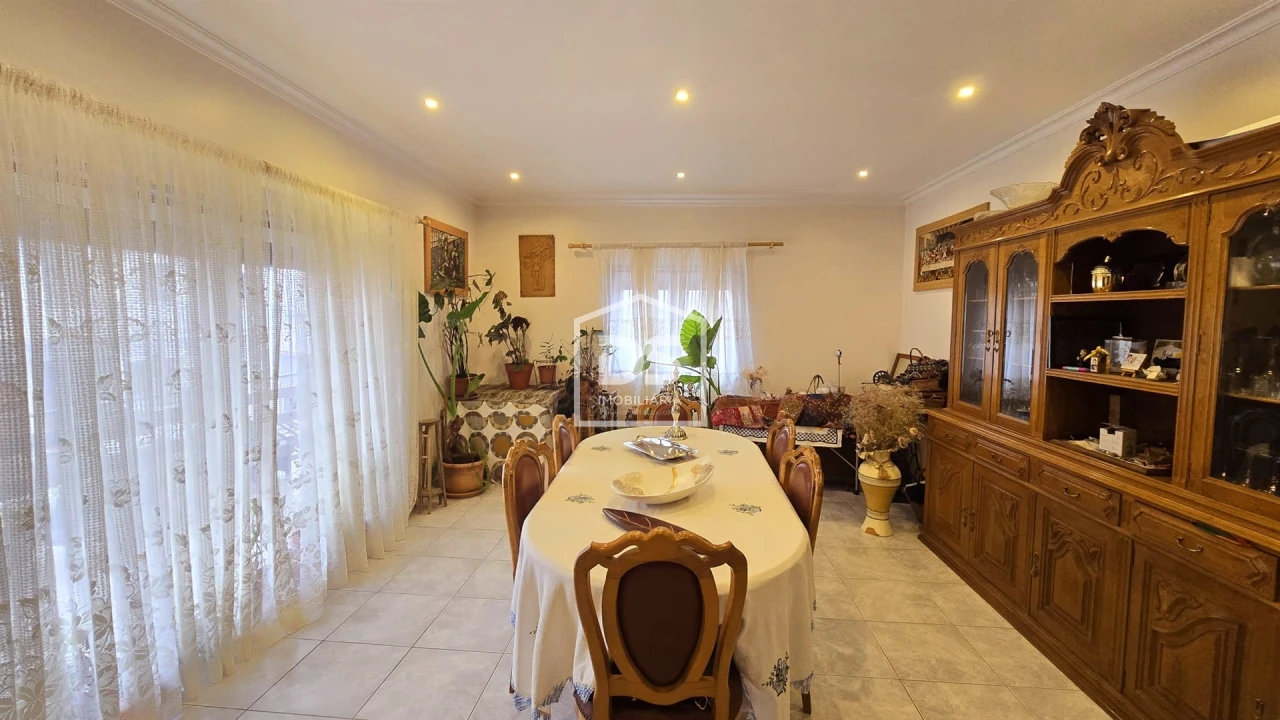 Moradia T5 para Venda em Sabugal e Aldeia de Santo António Foto 26