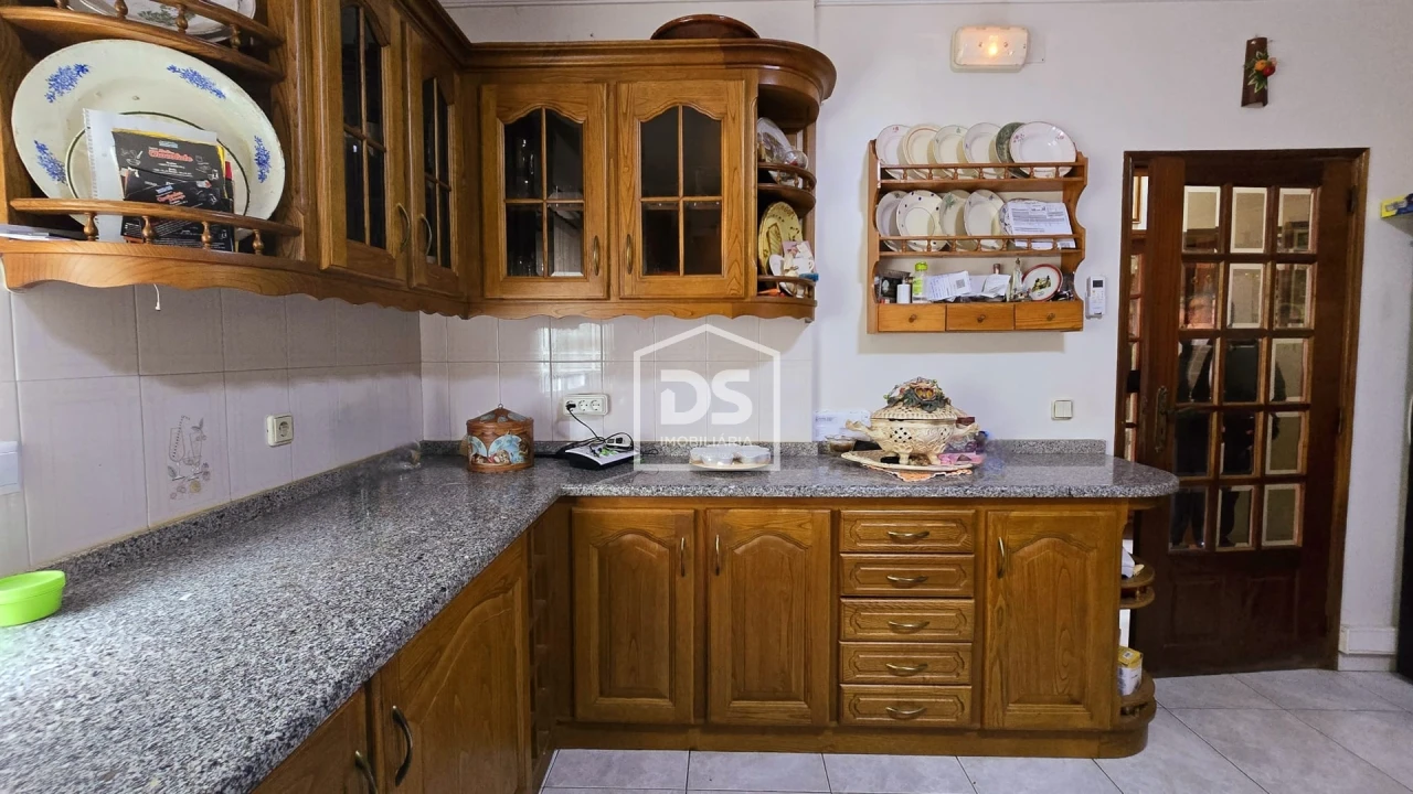 Moradia T5 para Venda em Sabugal e Aldeia de Santo António Foto 16