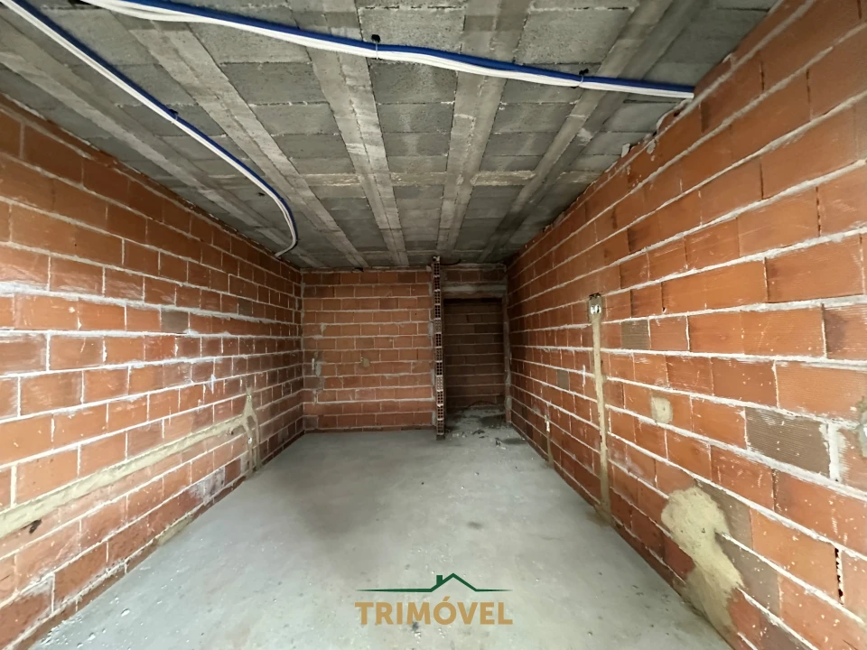 Apartamento T2 para Venda em Loureiro Foto 3