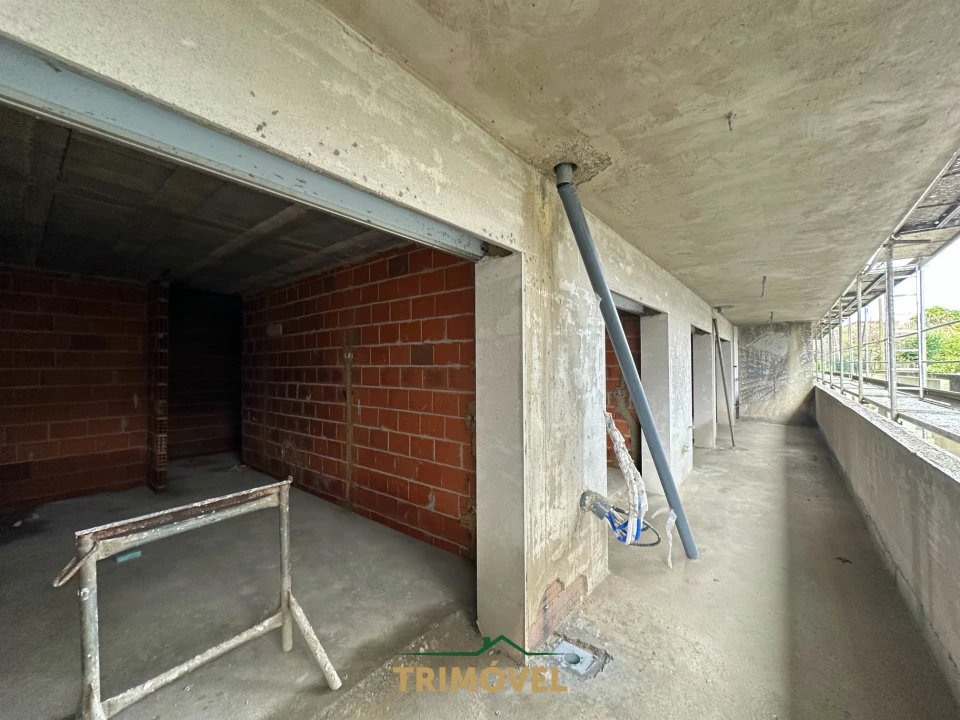 Apartamento T2 para Venda em Loureiro Foto 7