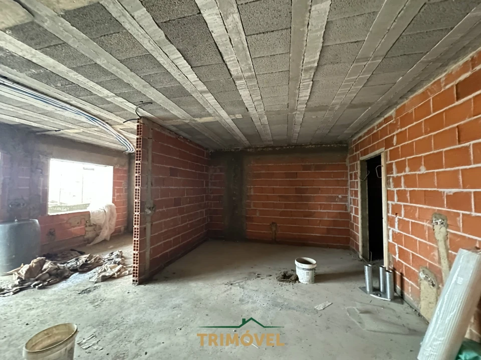 Apartamento T2 para Venda em Loureiro Foto 2